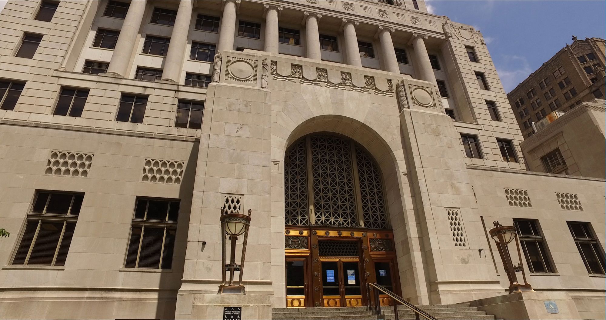 The Caddo Parish courthouse in Shreveport, La.