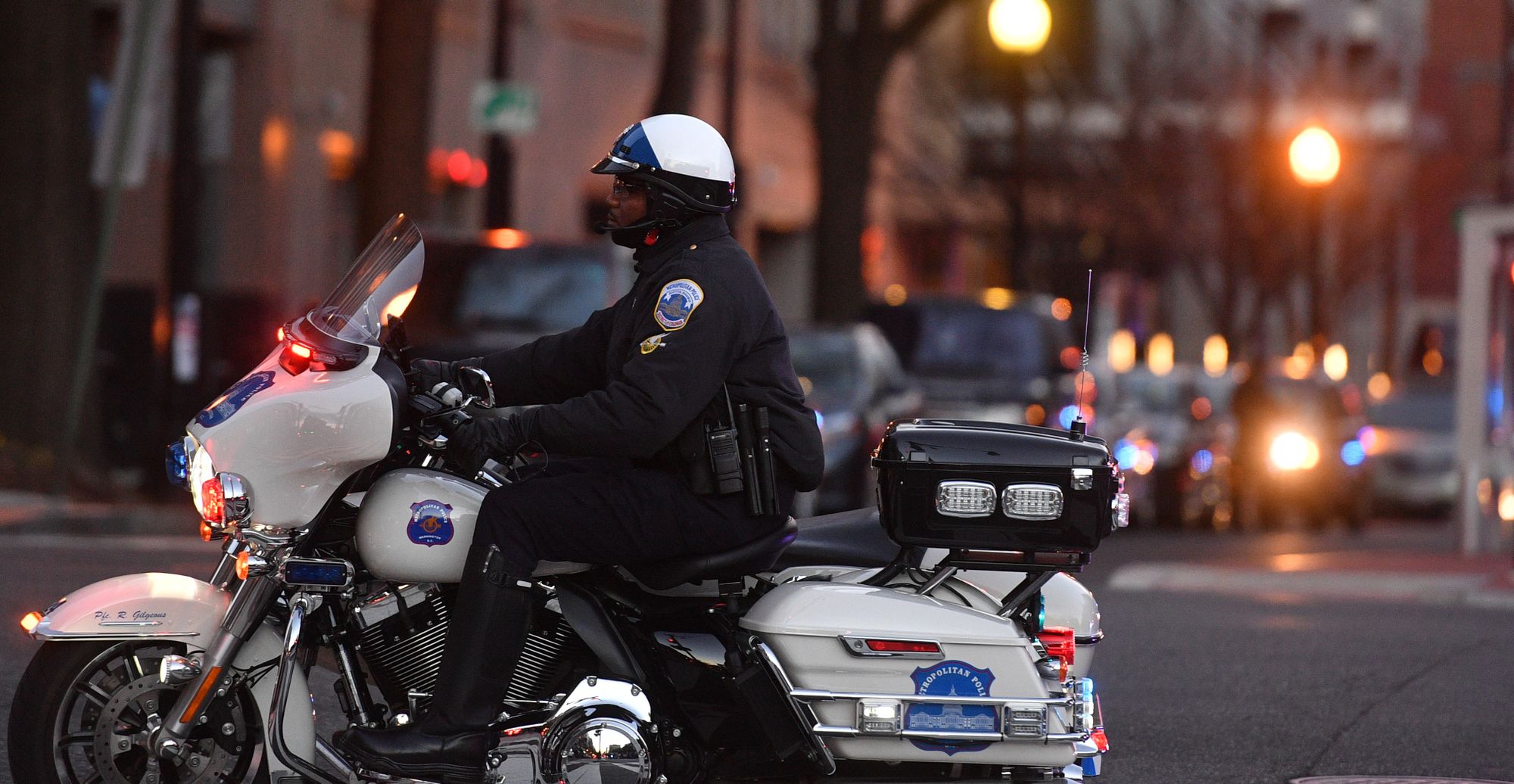 A police officer in Washington, D.C. days before the inauguration of president-elect Donald Trump.
