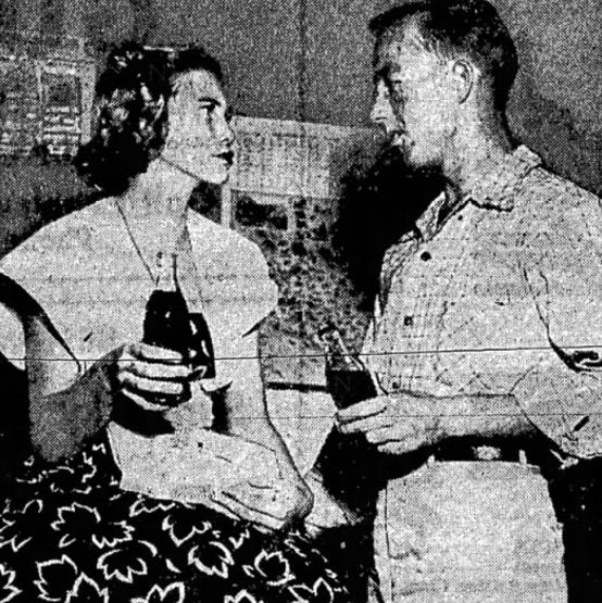 Norma Padgett and her husband Willie after questioning by the state’s attorney, in a 1949 newspaper clipping.
