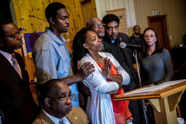 Leonard Lacy’s mother, Claudia, met with the North Carolina conference of the NAACP at the First Baptist Church in Bladenboro, N.C. on December 1. 