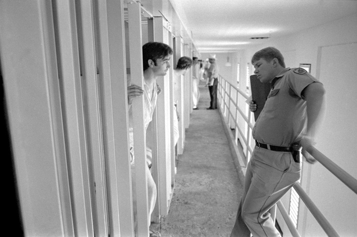 A prisoner spoke with a correctional officer at the George Beto Unit in 1984. 