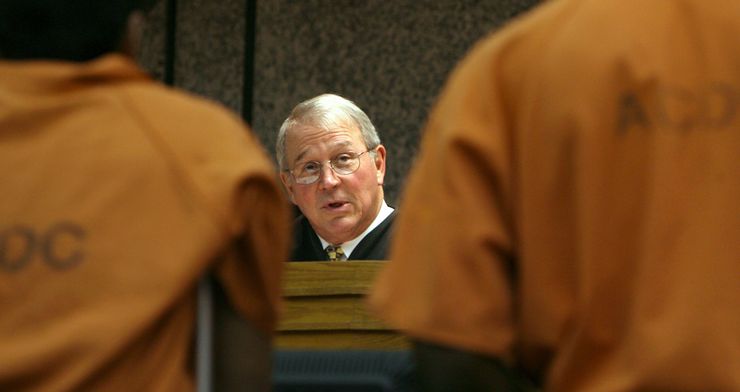 Judge J.C. Nicholson speaks to prisoners in 2009 from the bench at the Anderson County Courthouse in South Carolina.