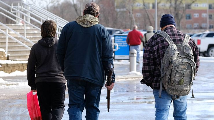 Attendees at the Indy 1500 Gun & Knife show in Indianapolis in January.