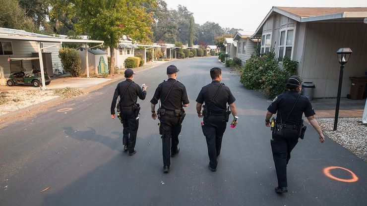 Oakland police officers in Calistoga, California, in 2017.