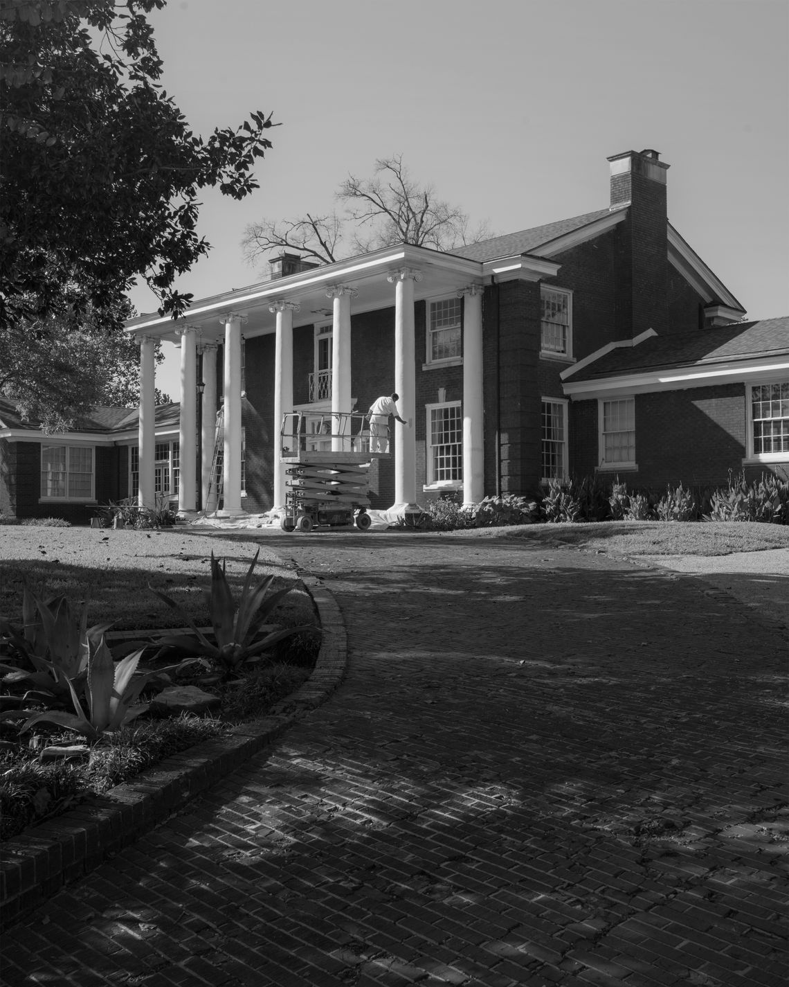 Wayne Brewer started working out of this columned office when he became regional director for the Huntsville area.