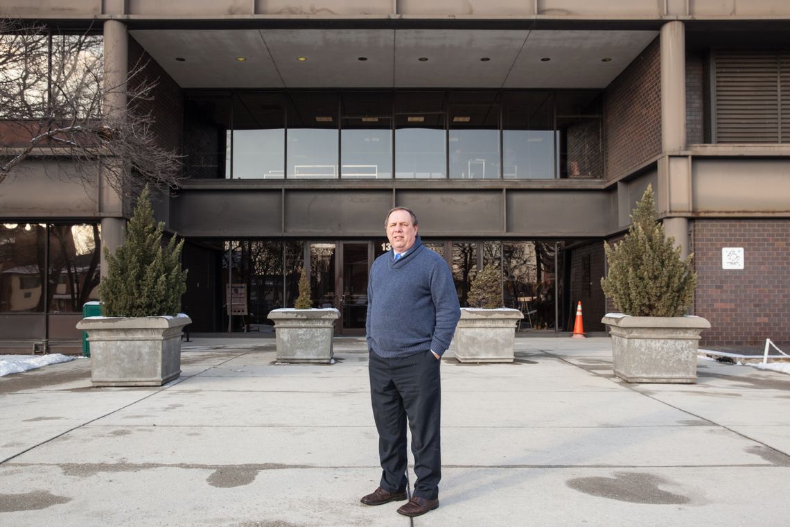 Retired Chicago Police Lt. Bruce Lipman outside the department's Education and Training Division in January. 